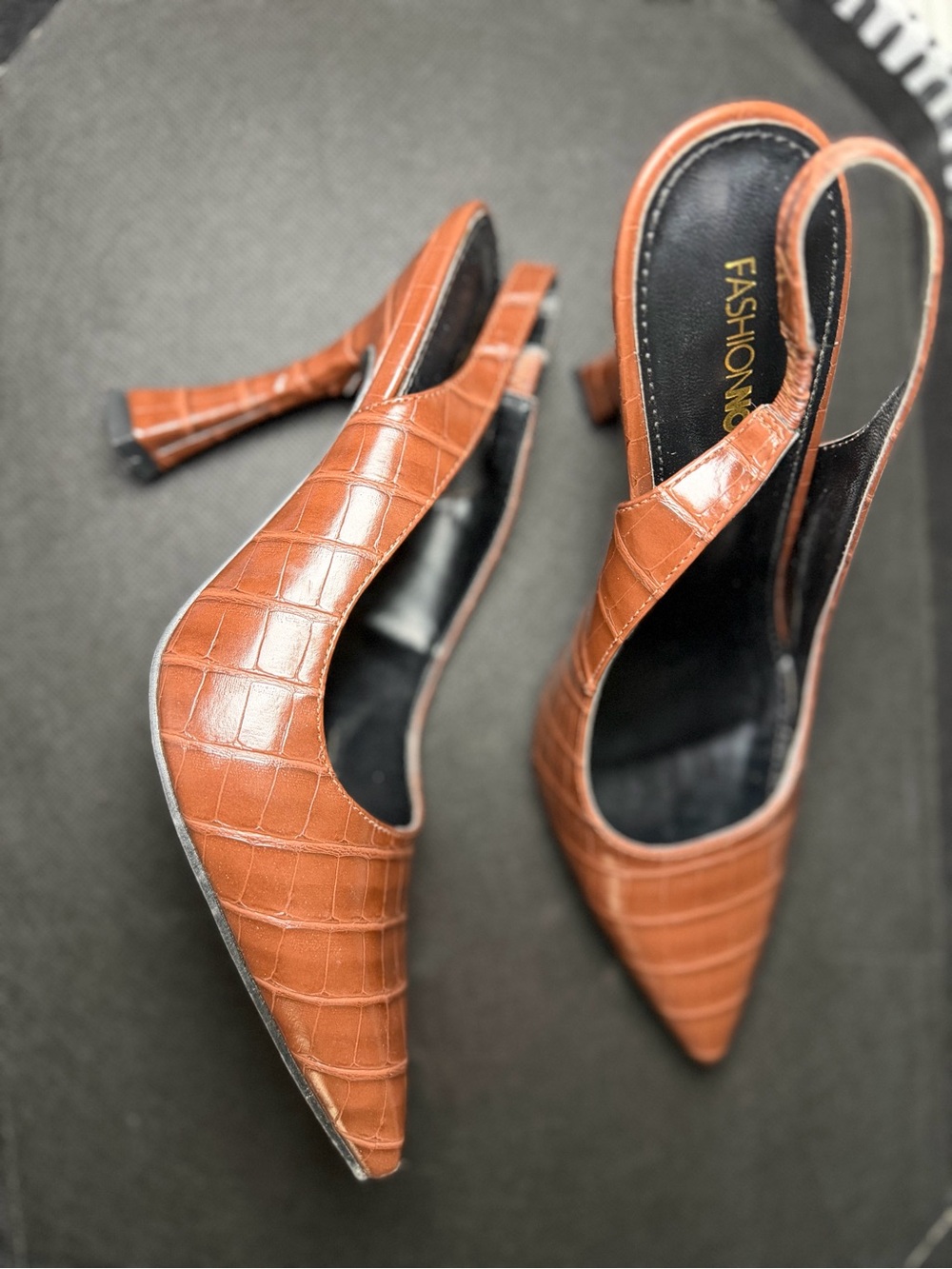 Fashion Nova Tan Croc-Embossed Slingback Pointed Heels